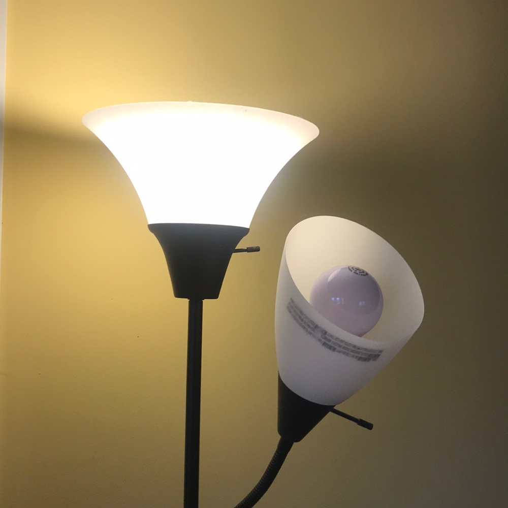 Tall lamp TRADES ACCEPTED!